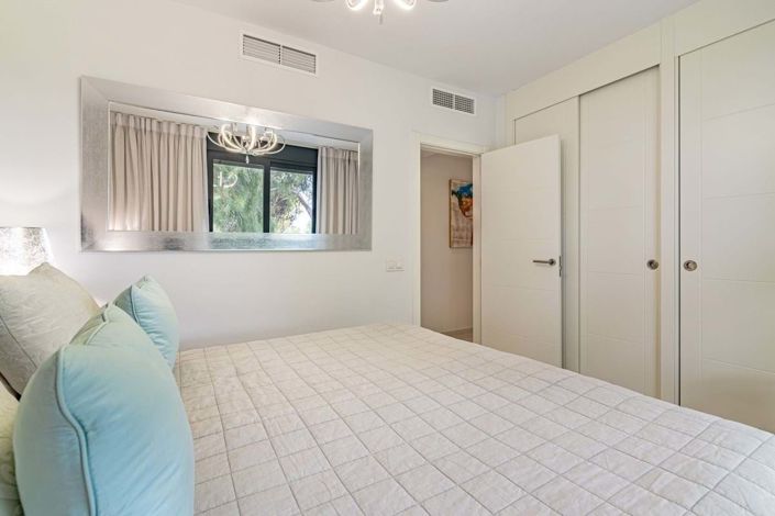 Image No.21-Appartement de 2 chambres à vendre à Estepona