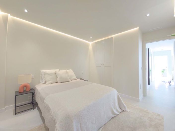 Image No.15-3 Bed Apartment for sale