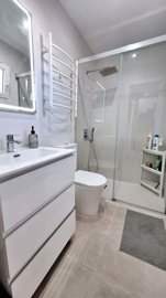 1447-642702-78d1f4f8b6655591b02d22fabb36a692d