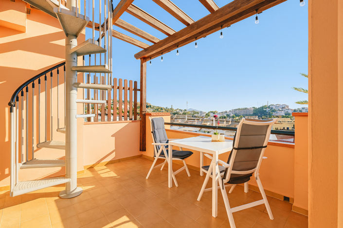 Image No.1-2 Bed Penthouse for sale