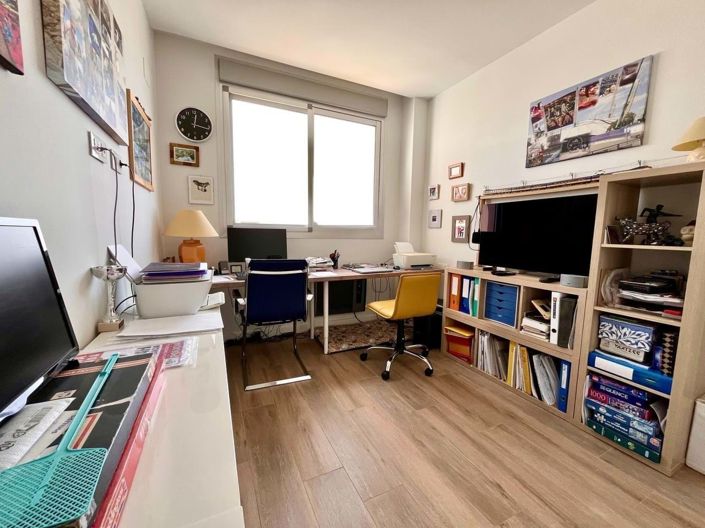 Image No.17-2 Bed Penthouse for sale