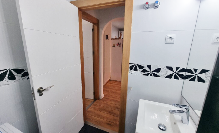 Image No.18-2 Bed Apartment for sale