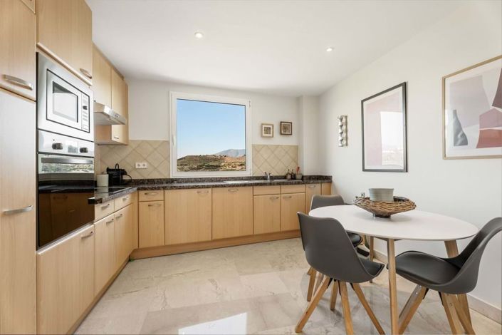 Image No.15-3 Bed Apartment for sale