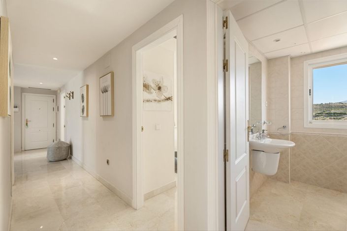 Image No.23-3 Bed Apartment for sale