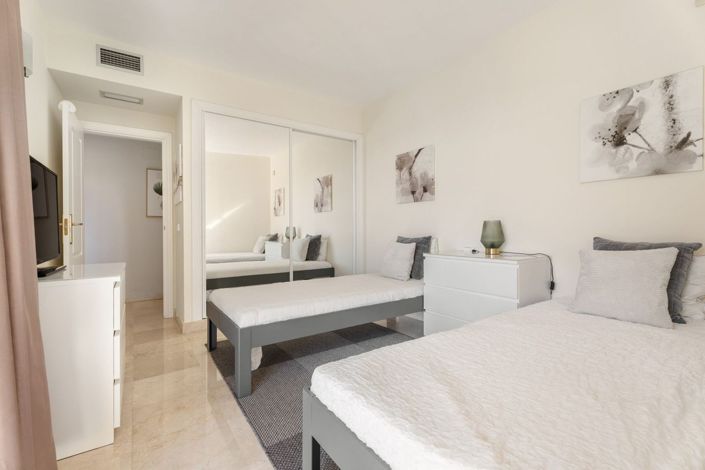 Image No.30-3 Bed Apartment for sale