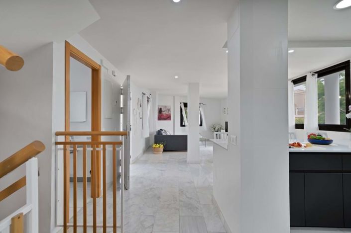 Image No.12-3 Bed Villa for sale