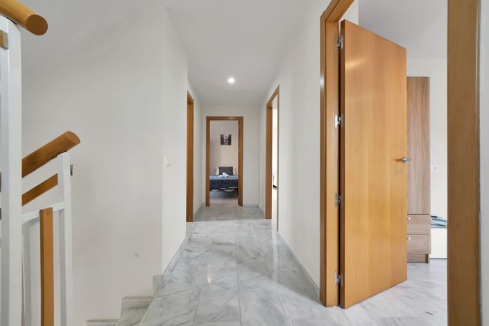 Image No.19-3 Bed Villa for sale