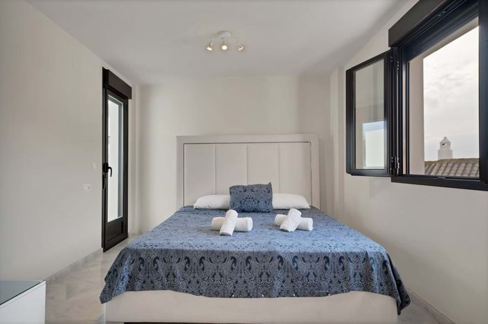 Image No.26-3 Bed Villa for sale