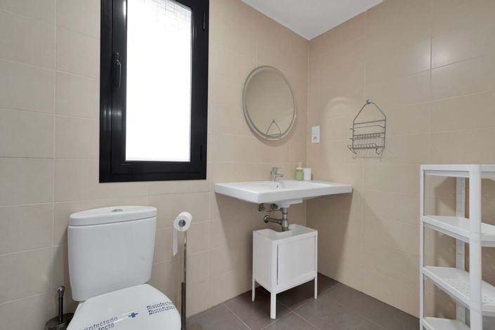 Image No.29-3 Bed Villa for sale