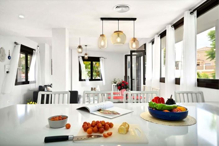 Image No.3-3 Bed Villa for sale