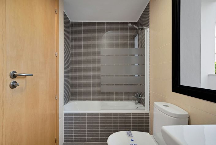 Image No.30-3 Bed Villa for sale