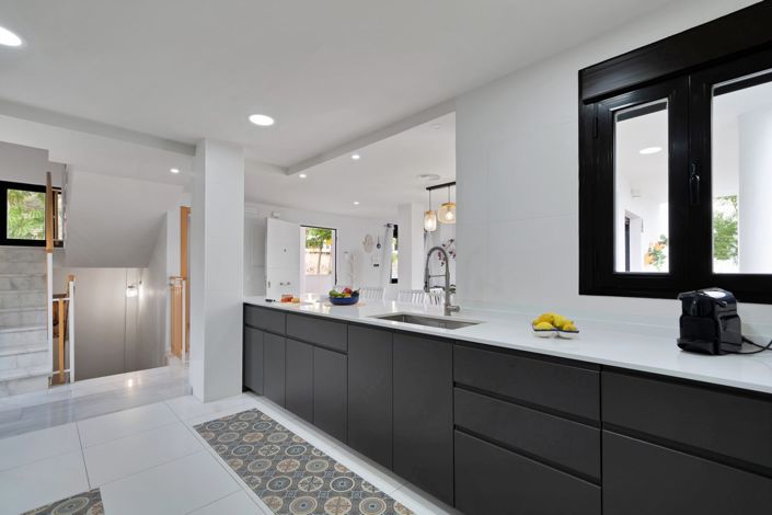 Image No.8-3 Bed Villa for sale