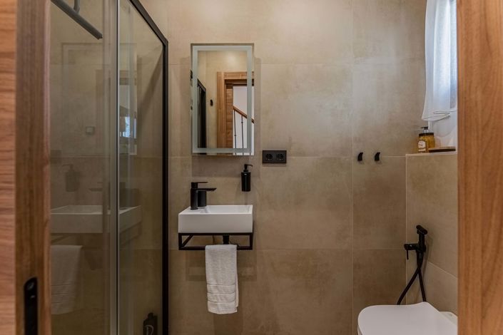 Image No.16-3 Bed Townhouse for sale