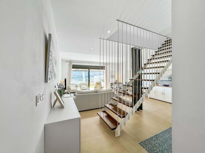 Image No.6-4 Bed Townhouse for sale