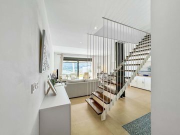 1447-521366-78d1f4f8b6655591b02d22fabb36a692d