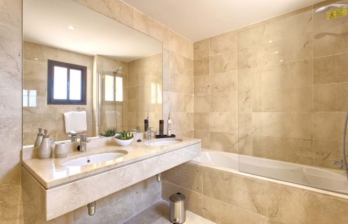 Image No.28-2 Bed Apartment for sale