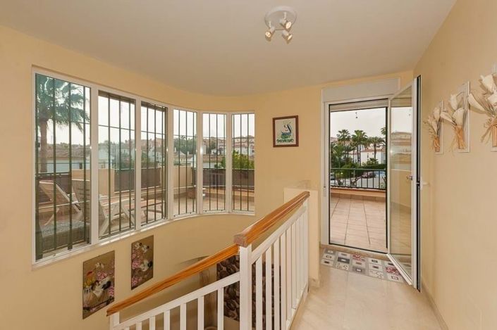 Image No.17-3 Bed Villa for sale