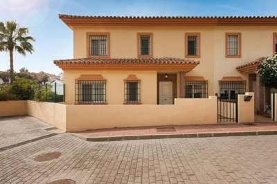 1447-642502-78d1f4f8b6655591b02d22fabb36a692d