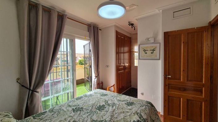 Image No.14-3 Bed Villa for sale