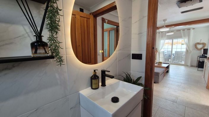 Image No.17-3 Bed Villa for sale