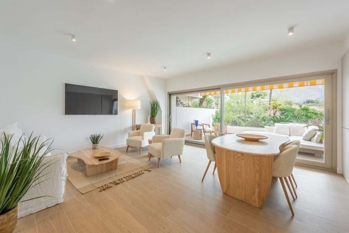 Image No.12-2 Bed Apartment for sale