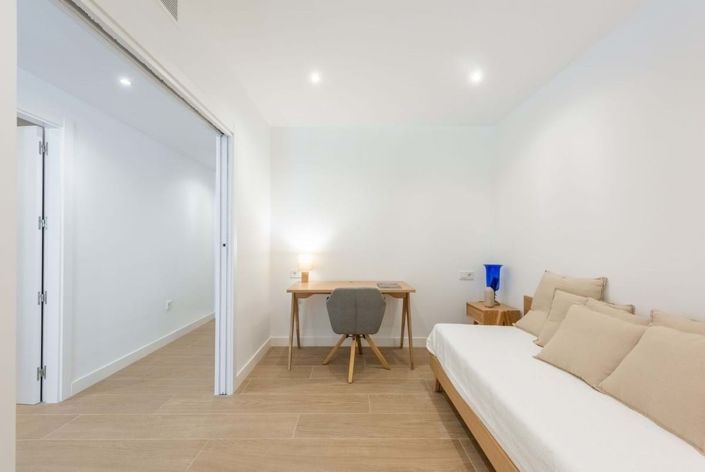 Image No.32-2 Bed Apartment for sale