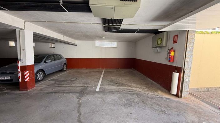 Image No.36-3 Bed Property for sale