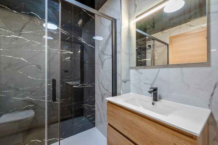 Image No.12-3 Bed Apartment for sale