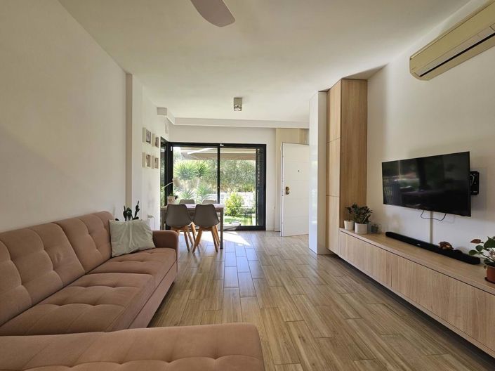 Image No.10-3 Bed Villa for sale