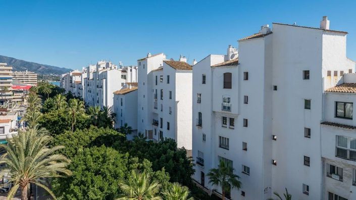 Image No.29-3 Bed Apartment for sale