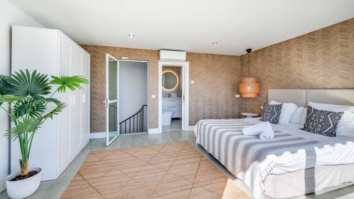 Image No.8-3 Bed Apartment for sale