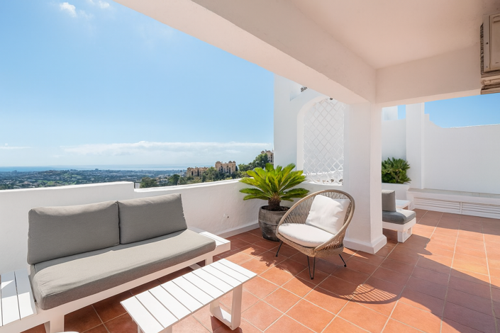 Image No.3-3 Bed Property for sale