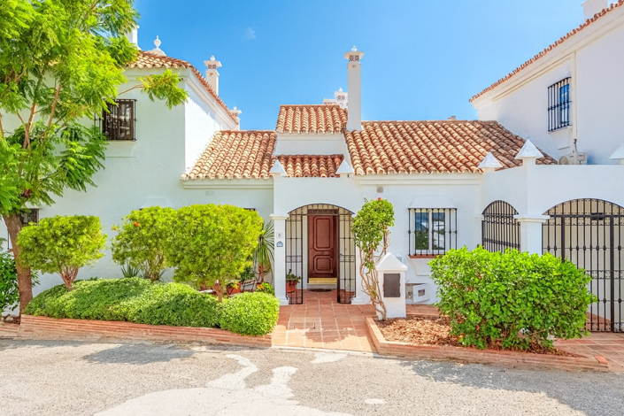 Image No.4-3 Bed Property for sale