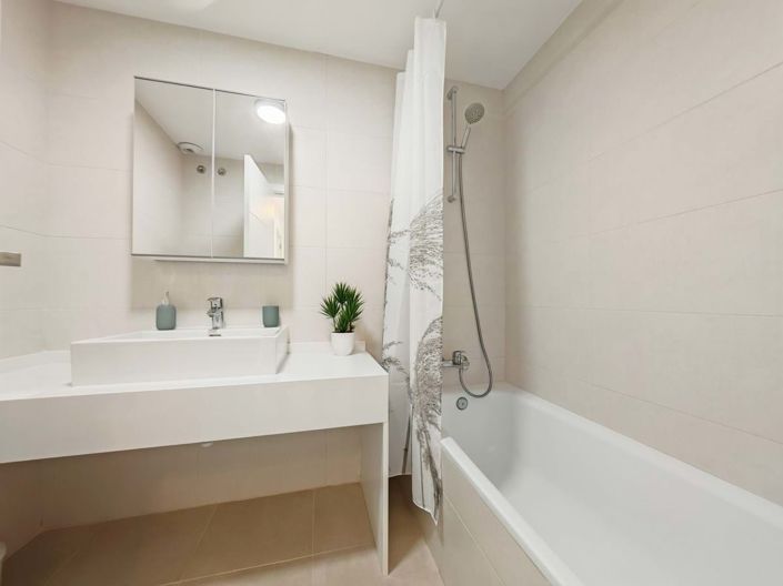 Image No.14-3 Bed Apartment for sale