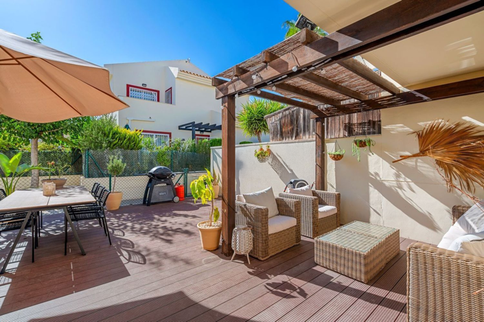 Image No.21-2 Bed Semi-Detached for sale