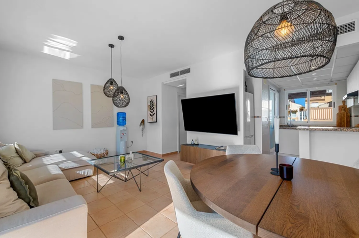 Image No.5-2 Bed Semi-Detached for sale