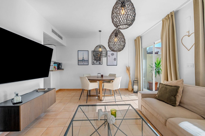 Image No.6-2 Bed Semi-Detached for sale