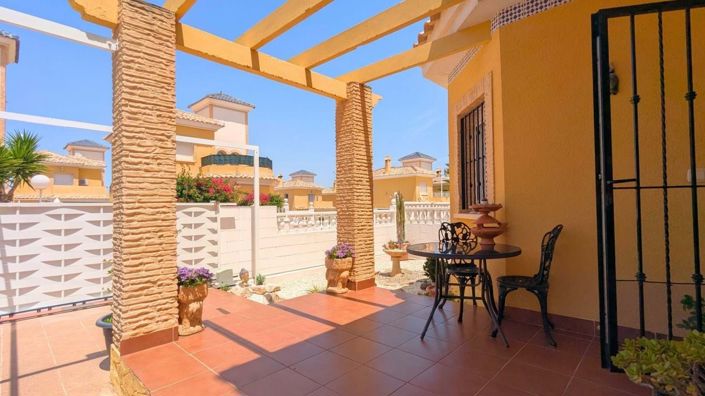 Image No.12-2 Bed Villa for sale