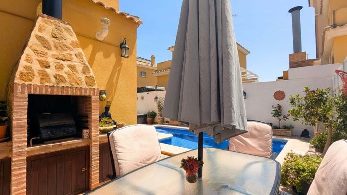 Image No.15-2 Bed Villa for sale