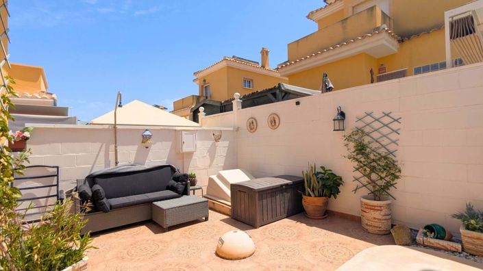 Image No.16-2 Bed Villa for sale