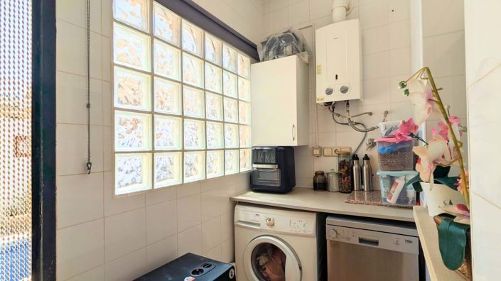 Image No.28-2 Bed Villa for sale