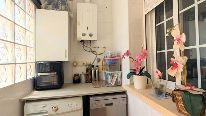 Image No.29-2 Bed Villa for sale