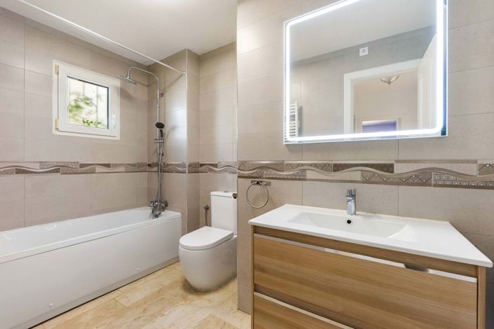 Image No.14-3 Bed Villa for sale