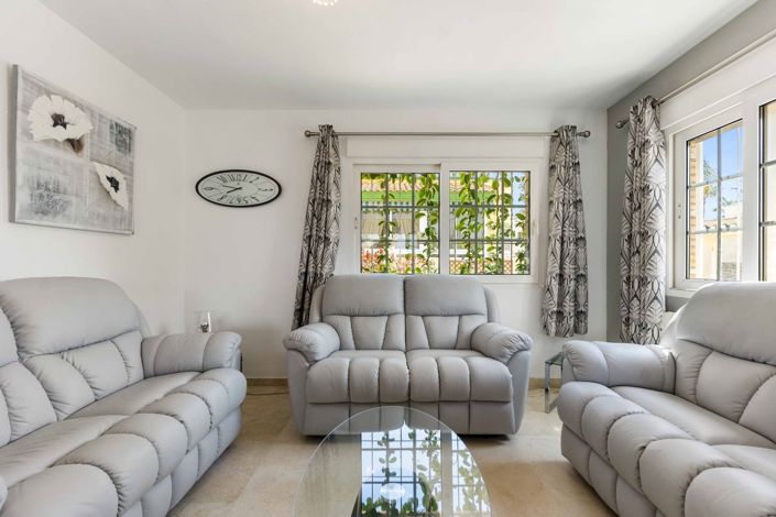 Image No.6-3 Bed Villa for sale