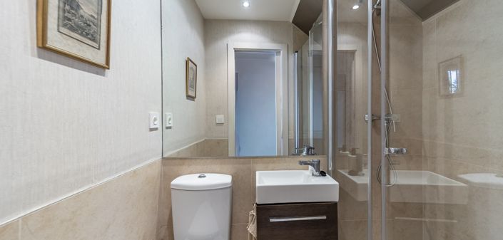 Image No.17-4 Bed Semi-Detached for sale