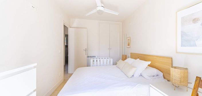 Image No.21-4 Bed Semi-Detached for sale