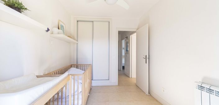 Image No.23-4 Bed Semi-Detached for sale