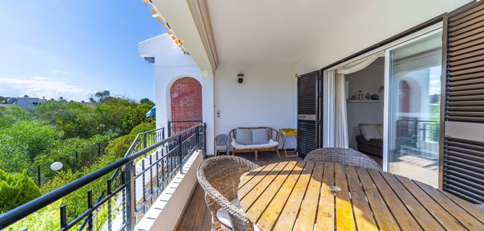 Image No.28-4 Bed Semi-Detached for sale