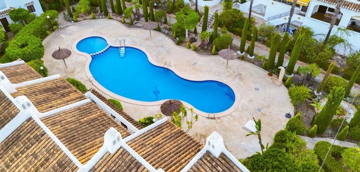 Image No.33-4 Bed Semi-Detached for sale