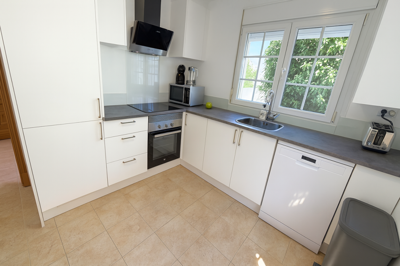 1447-643942-78d1f4f8b6655591b02d22fabb36a692d